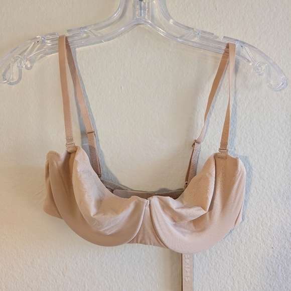 SKIMS Smoothing Intimates Strapless Bra Ba-Ban-2607 Clay 34C - Picture 4 of 7